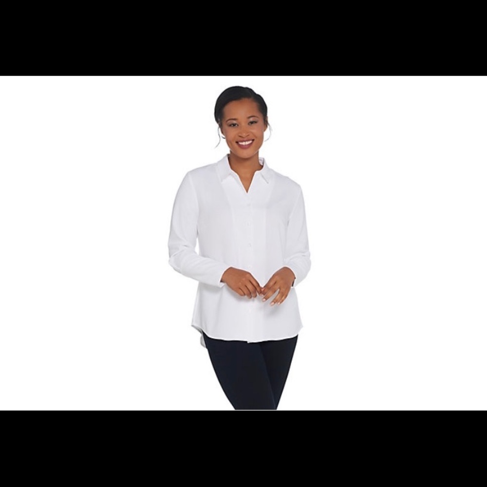 Elizabeth & Clarke Stain Repellent Woven Top